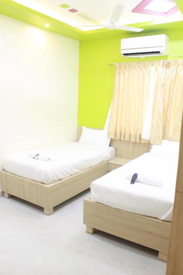 Hotel Jfive Residency Chennai Esterno foto